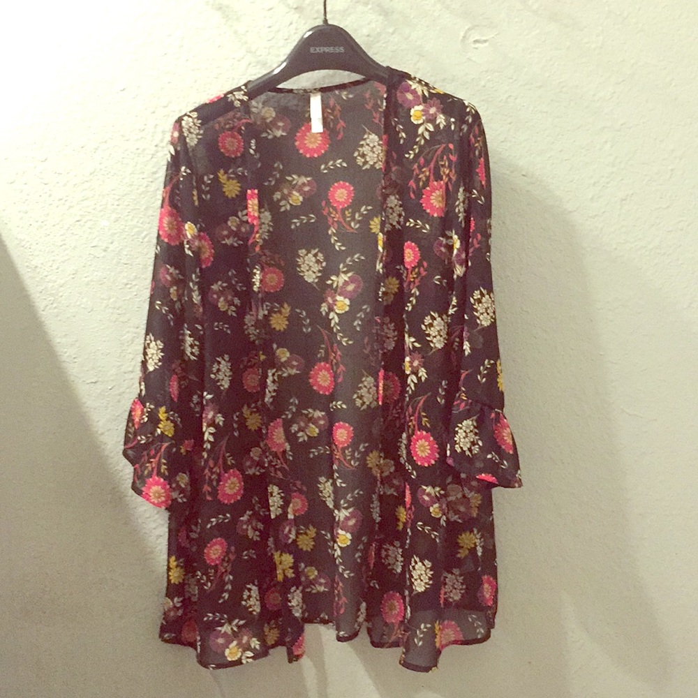 Xhilaration kimono